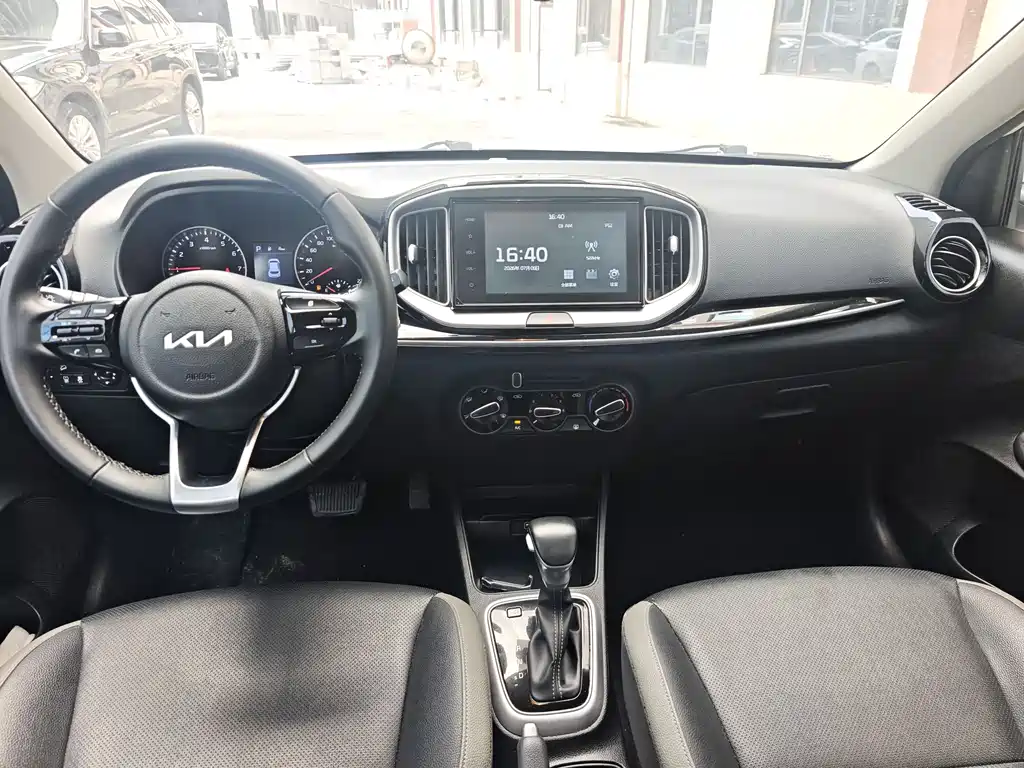 Kia KX1 2021 — фото 8