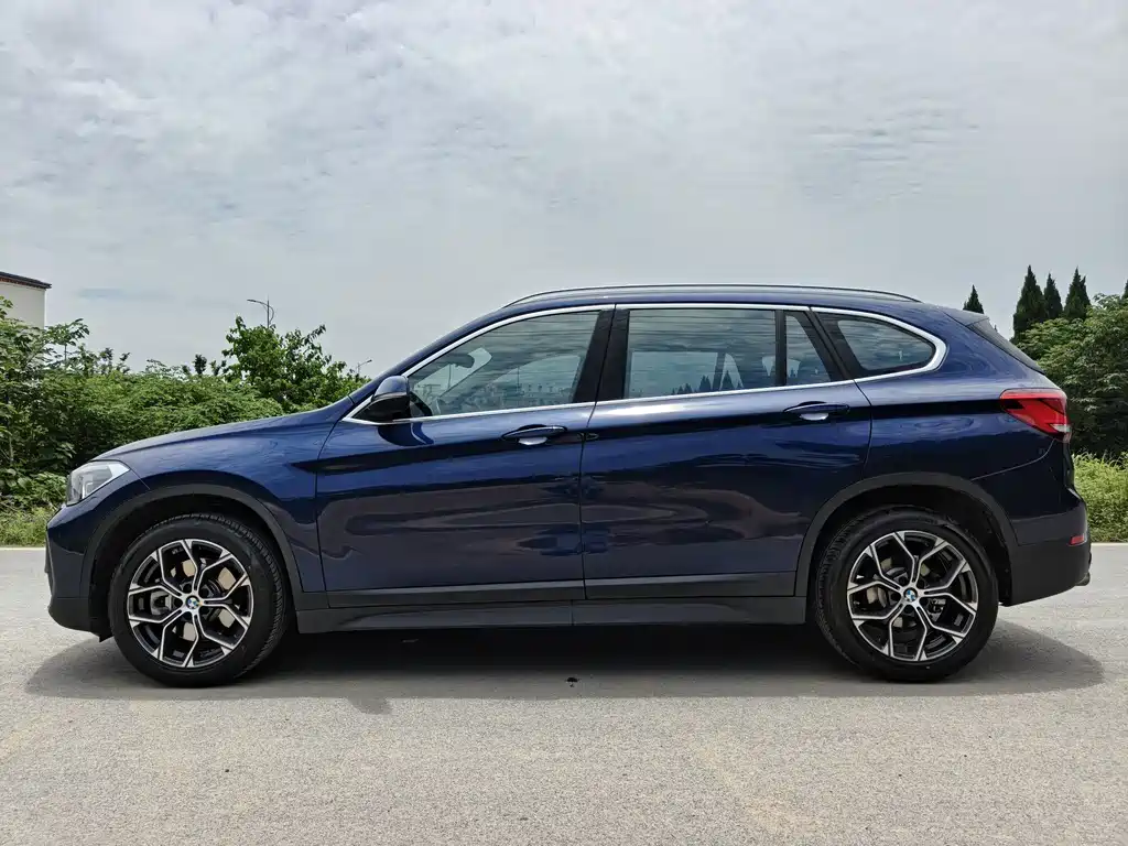BMW X1 2020 — фото 3