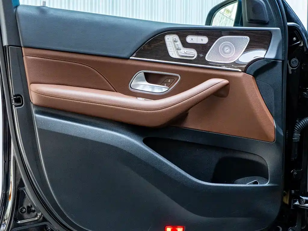 Mercedes-Benz GLE 2025 — фото 19
