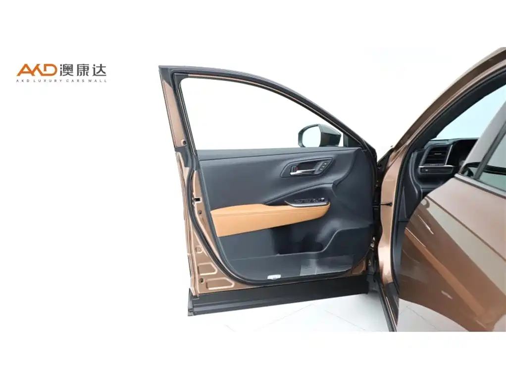 Toyota Crown 2024 — фото 10