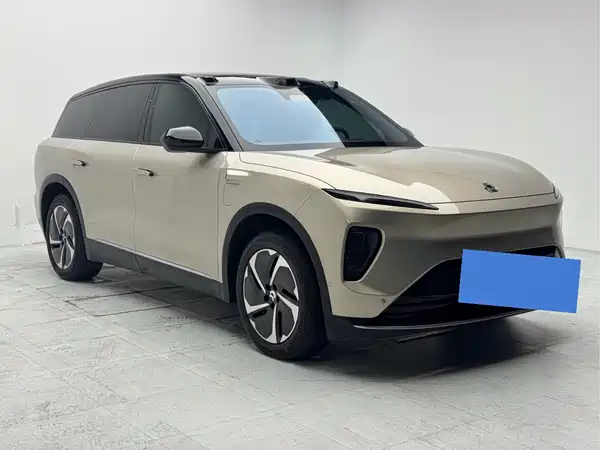 NIO ES8 2023