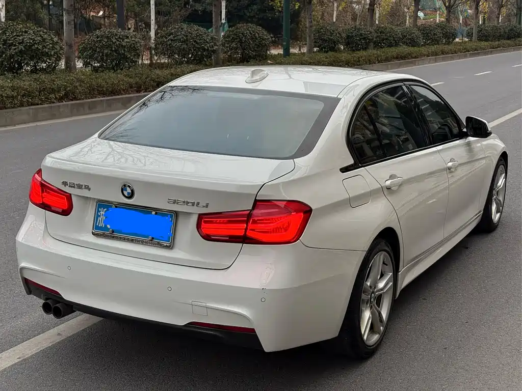 BMW 3 Series 2017 — фото 6