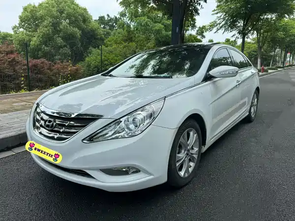 Hyundai Sonata 2011