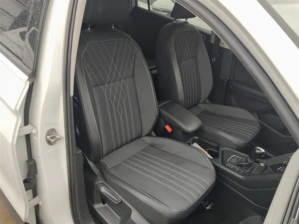 Volkswagen Tiguan L 2022 — фото 17