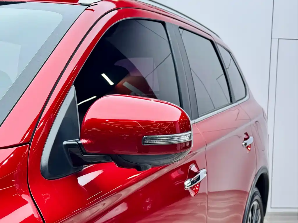 Mitsubishi Outlander 2020 — фото 27