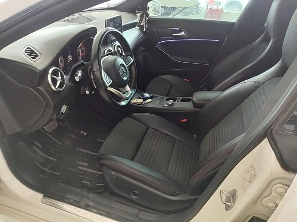 Mercedes-Benz CLA 2016 — фото 16