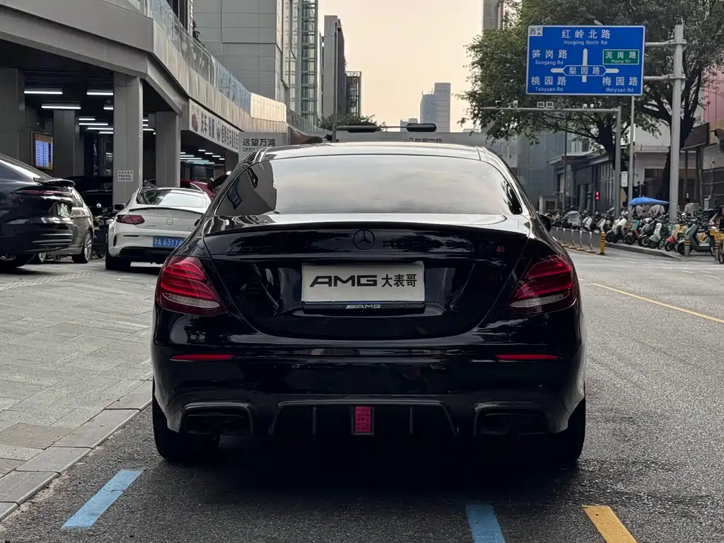 Mercedes-Benz E-Class AMG 2019 — фото 17