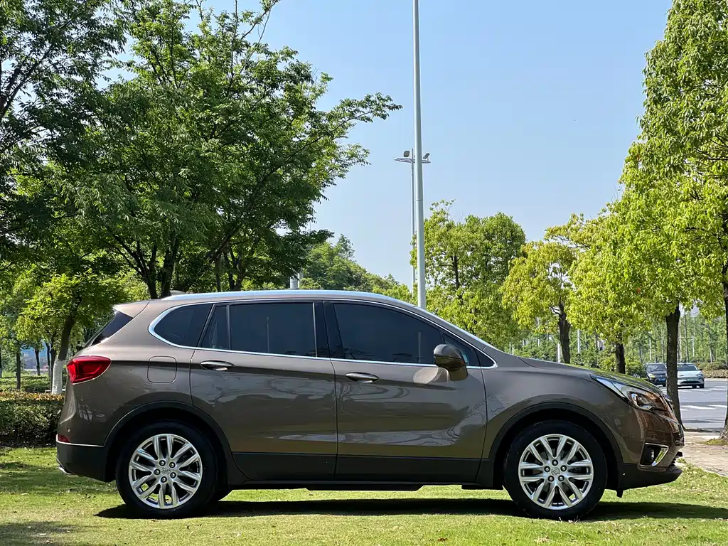 Buick Envision Plus 2018 — фото 25