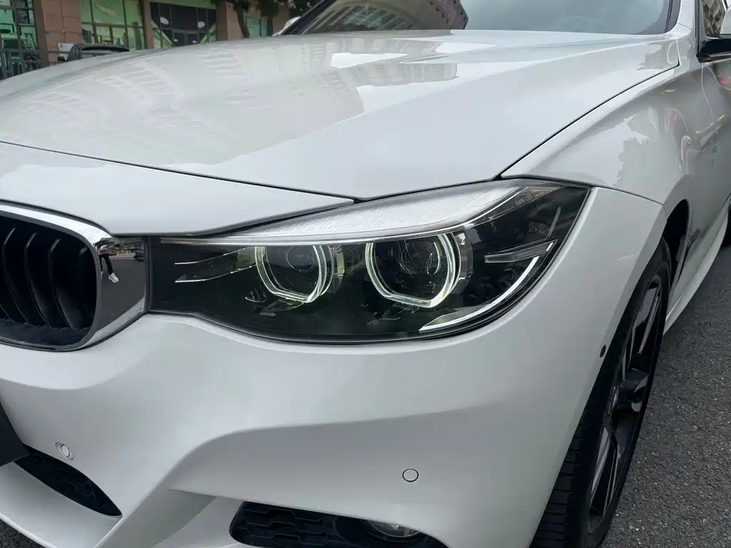 BMW 3 Series GT 2018 — фото 8