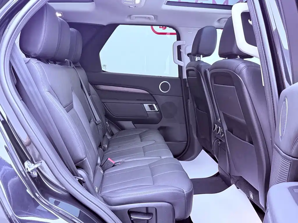 Land Rover Discovery 2019 — фото 20
