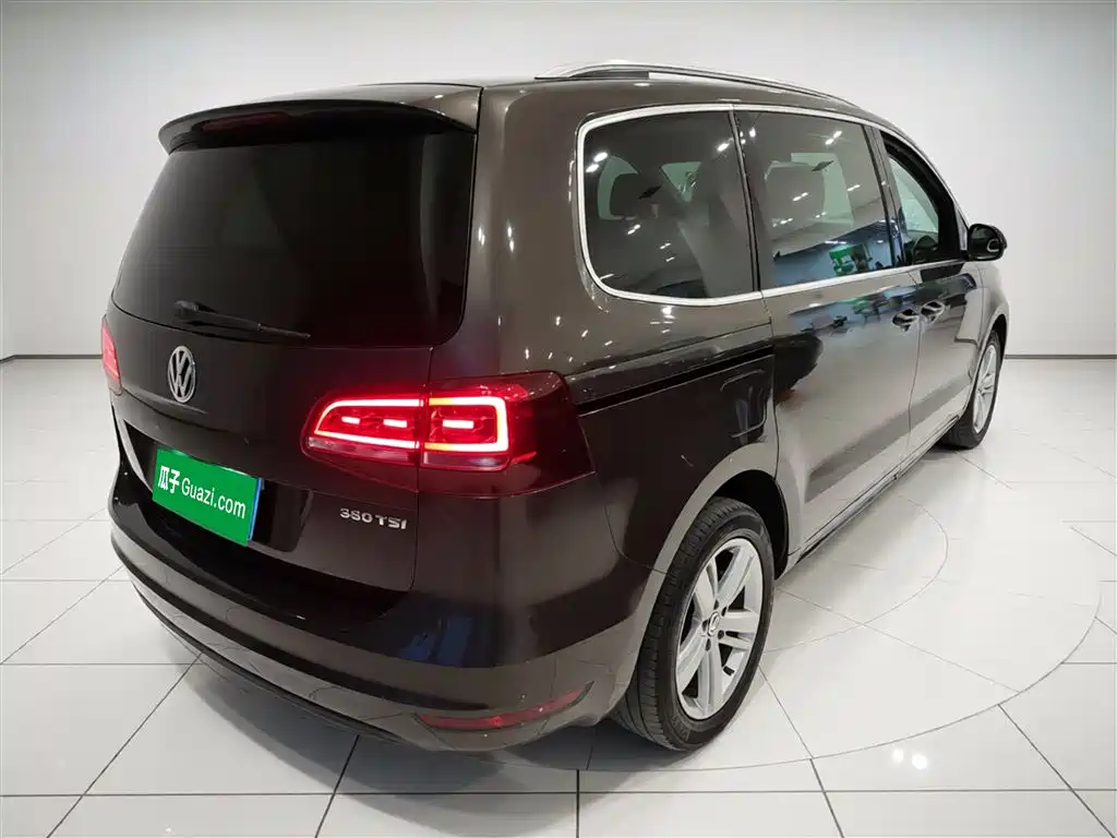 Volkswagen Sharan 2017 — фото 7