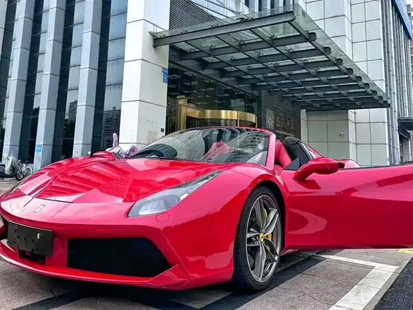 Ferrari 488 2015