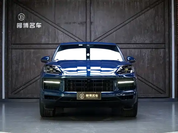 Porsche Cayenne 2025