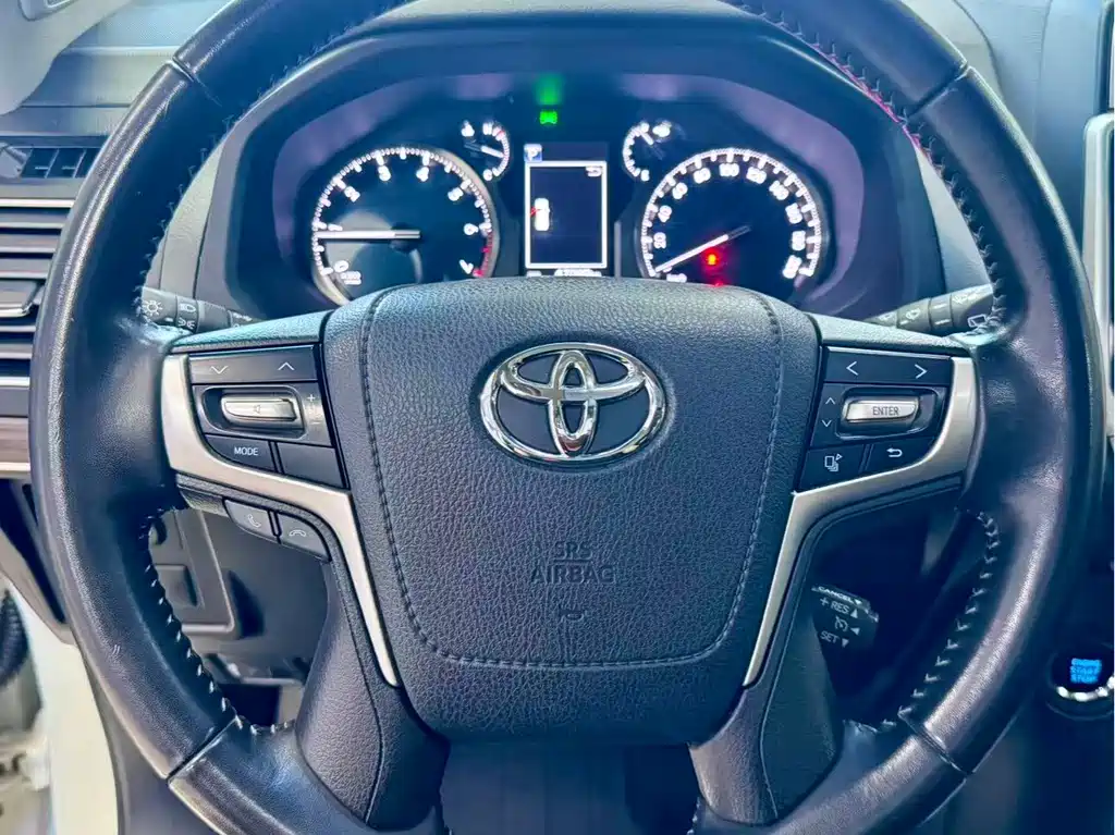 Toyota Prado 2019 — фото 8