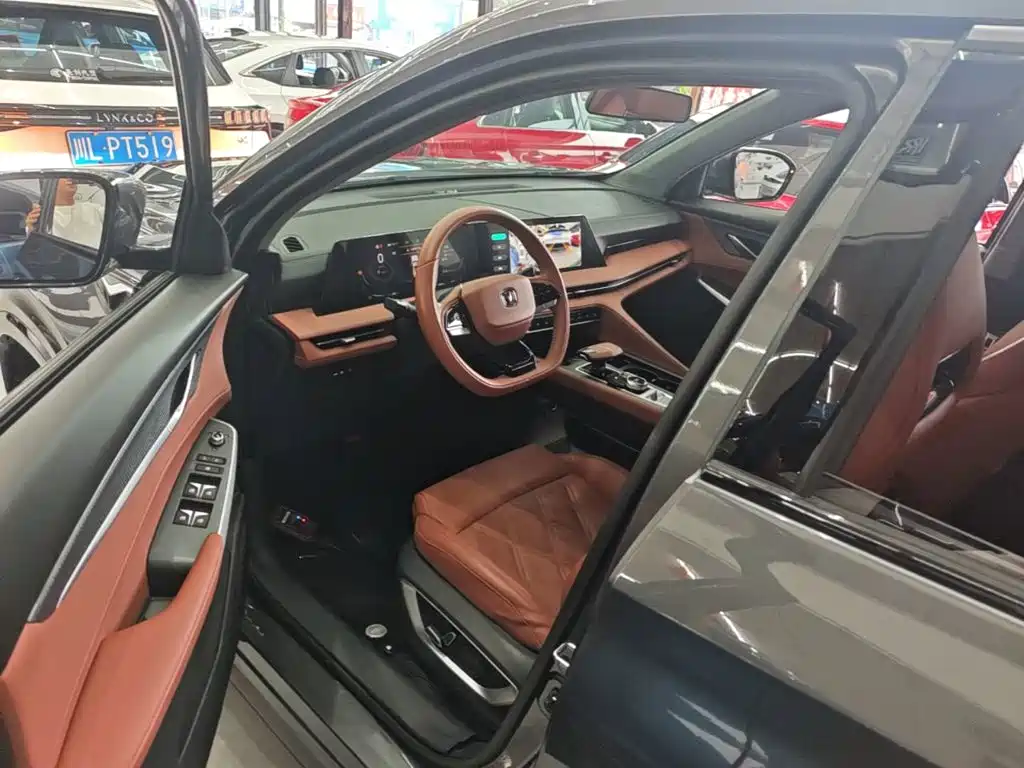 Changan CS75 PLUS 2023 — фото 16
