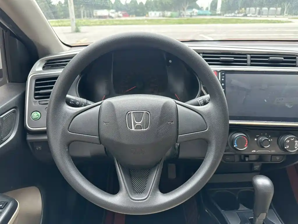 Honda City 2018 — фото 20