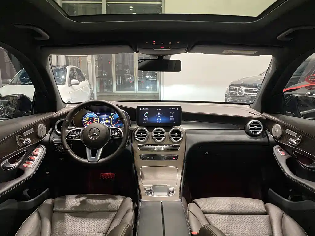 Mercedes-Benz GLC 2023 — фото 10