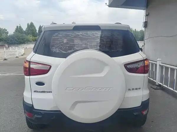 Ford EcoSport 2015