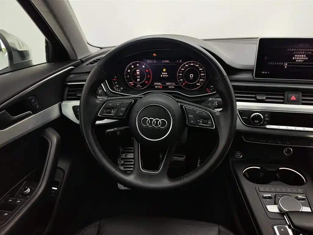 Audi A4L 2019 — фото 11