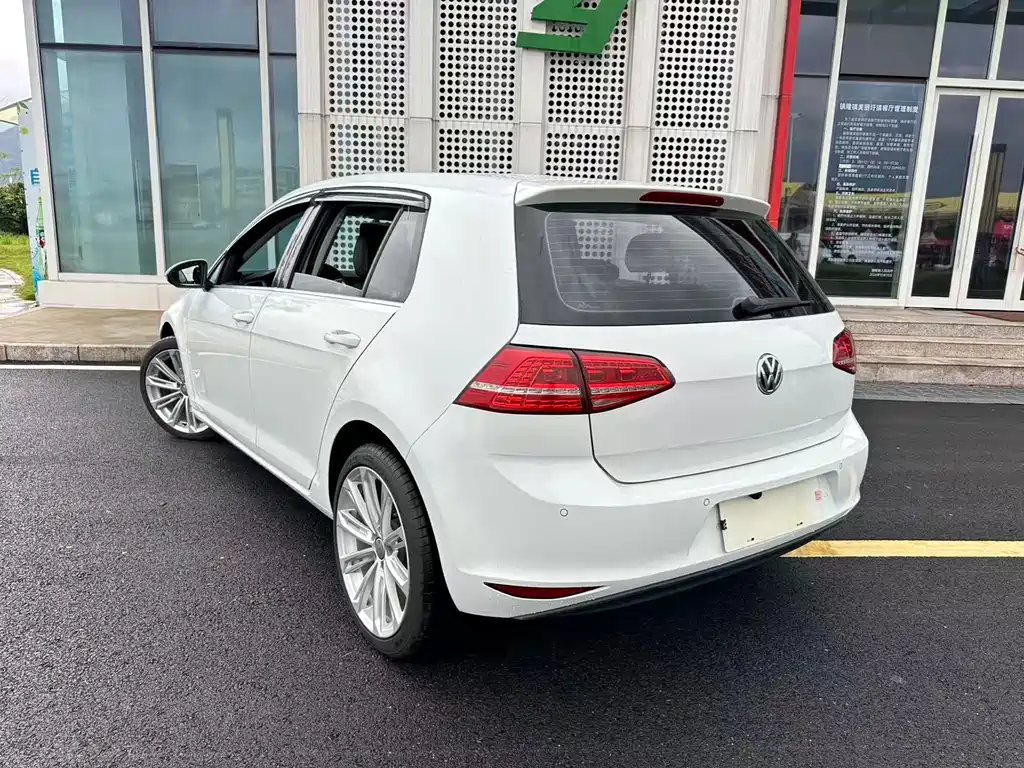 Volkswagen Golf 2015 — фото 3