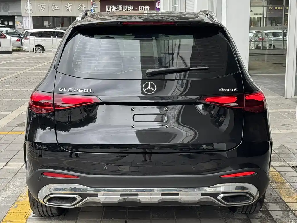 Mercedes-Benz GLC 2025