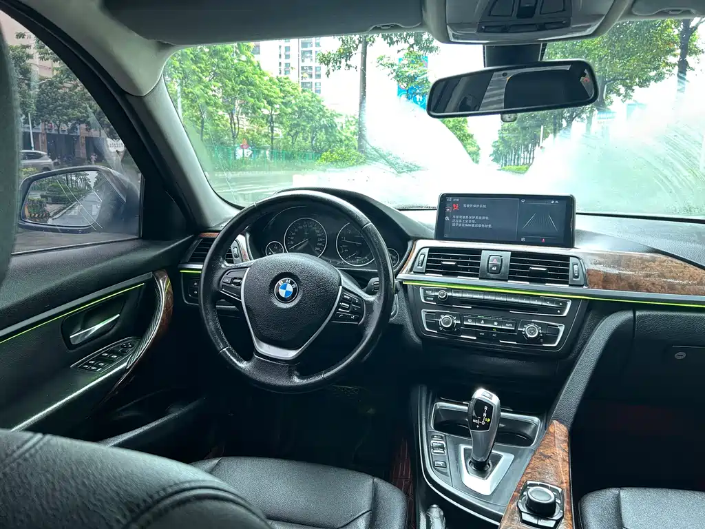 BMW 3 Series 2013