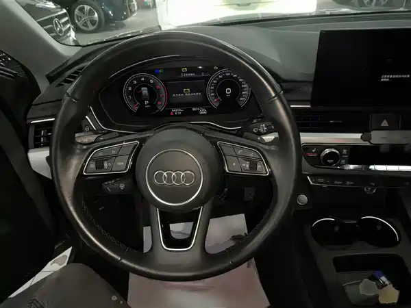 Audi A4 2021