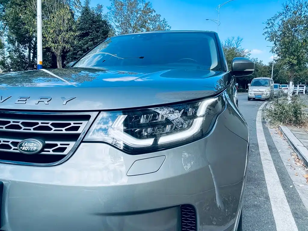 Land Rover Discovery 2020 — фото 4