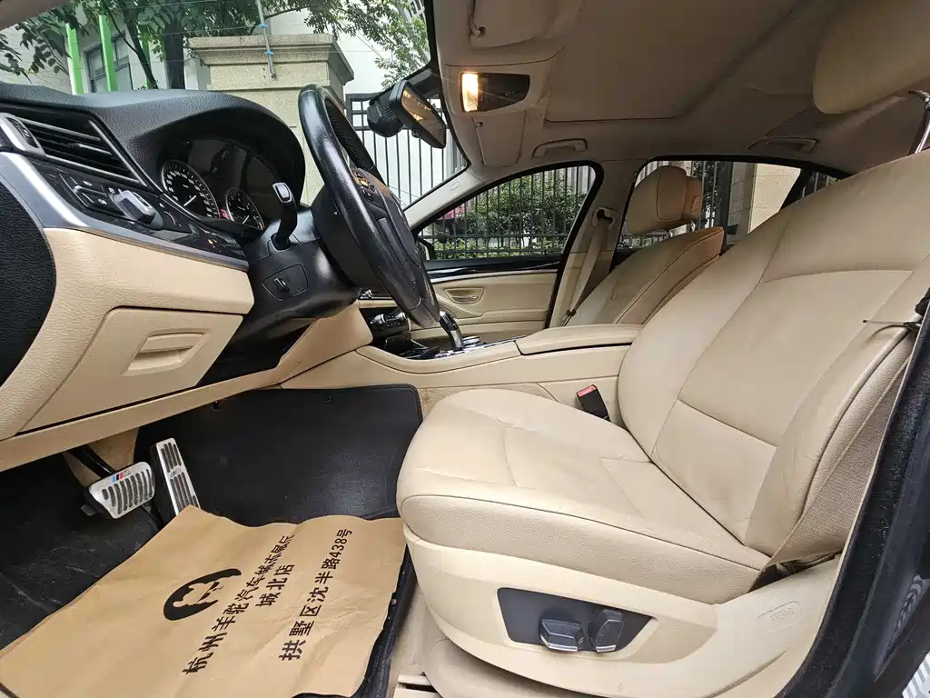 BMW 5 Series 2013 — фото 12