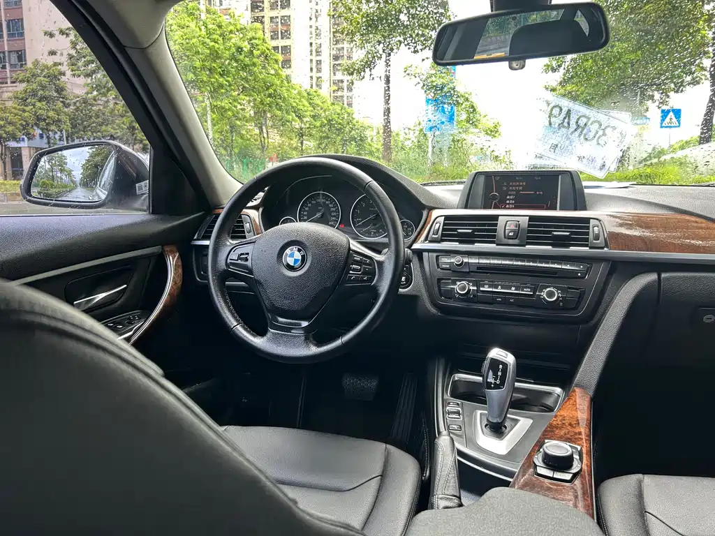 BMW 3 Series 2013