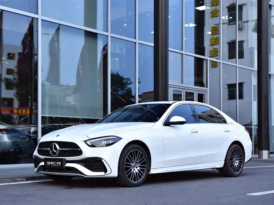 Mercedes-Benz C-Class 2023 — фото 1