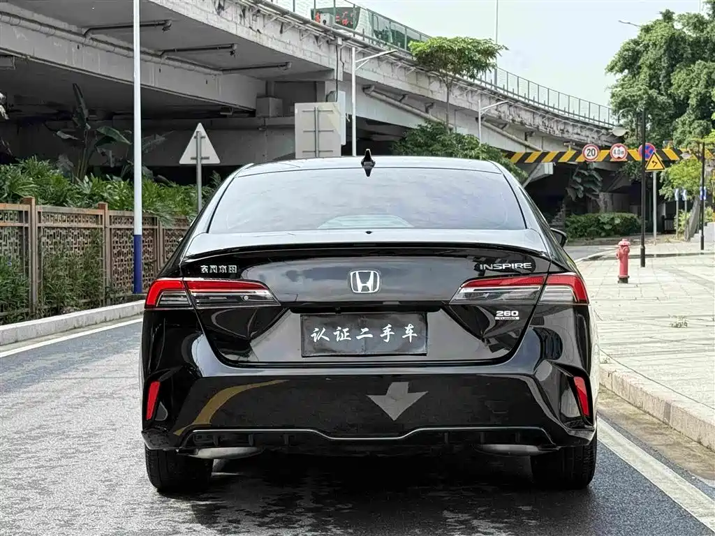 Honda Inspire 2025 — фото 19