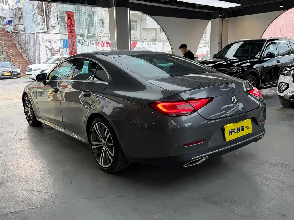 Mercedes-Benz CLS 2020 — фото 11