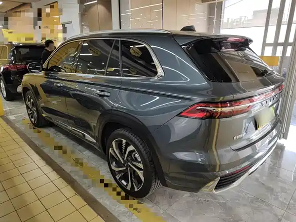 Geely Xingyue L 2024