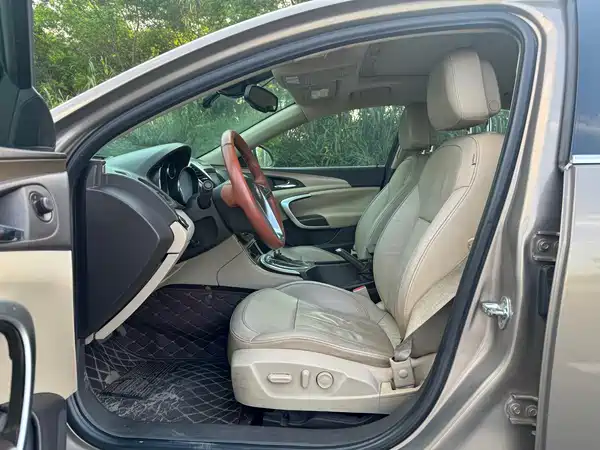 Buick Regal 2012