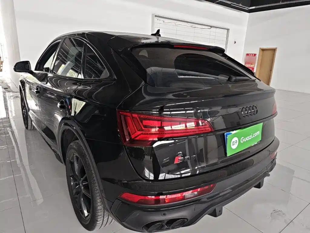Audi Q5L Sportback 2021 — фото 5