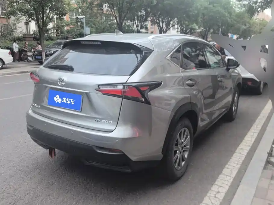 Lexus NX 2015