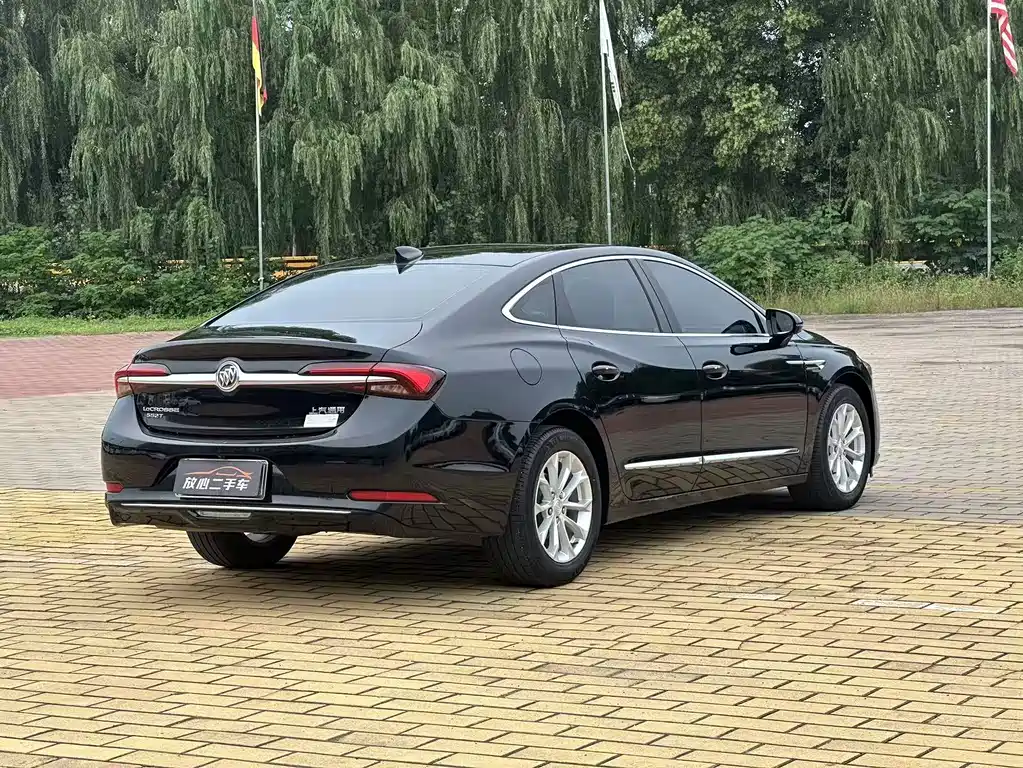 Buick LaCrosse 2022 — фото 7