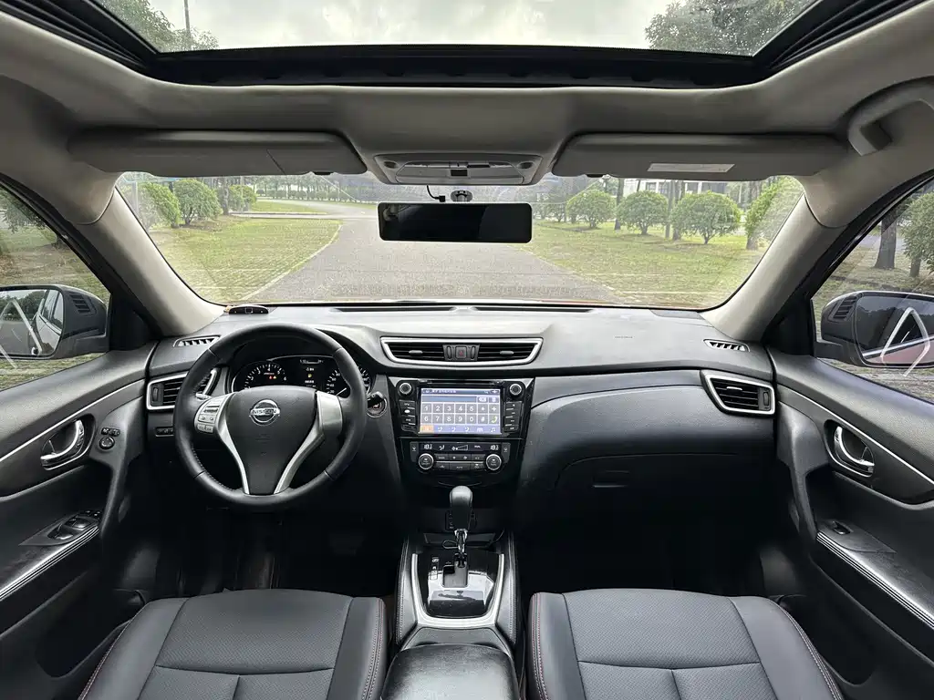 Nissan X-Trail 2015 — фото 12