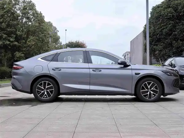 BYD Qin L 2025