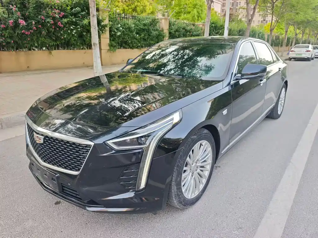 Cadillac CT6 2021 — фото 1