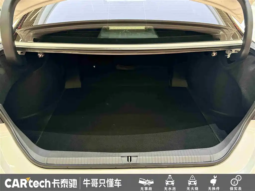 Toyota Avalon 2022 — фото 13