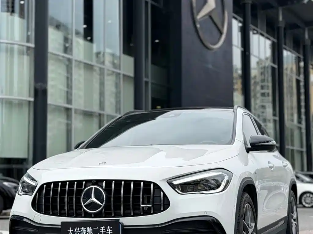 Mercedes-Benz GLA AMG 2022 — фото 9