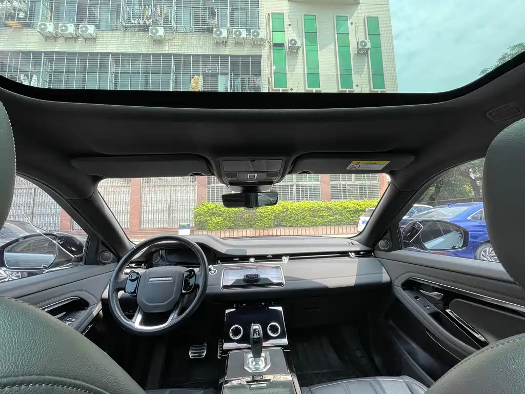Land Rover Evoque 2020 — фото 17