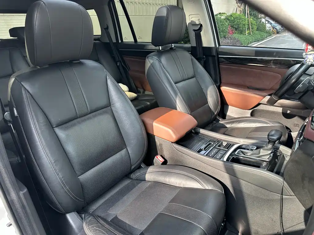 GAC Motor Trumpchi GS8 2019 — фото 21