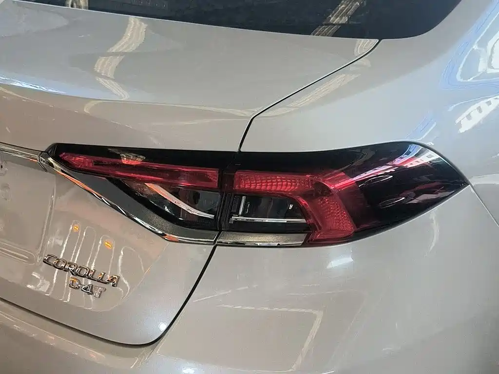 Toyota Corolla 2020 — фото 15