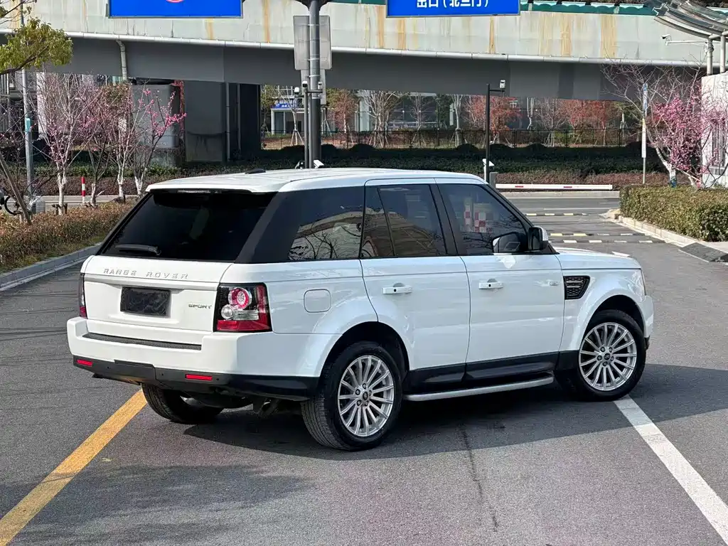 Land Rover Sport 2013 — фото 14