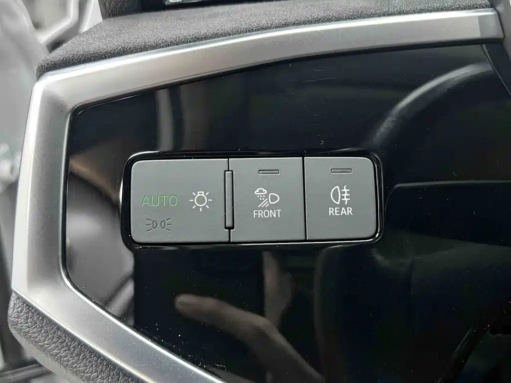 Audi Q3 Sportback 2023 — фото 19