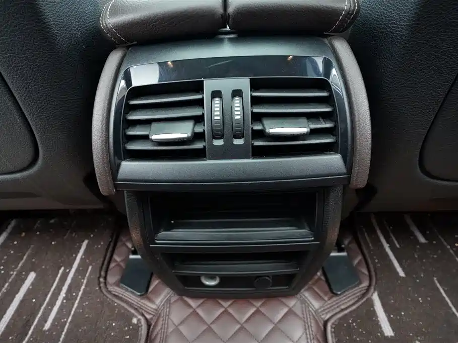 BMW X5 2017 — фото 17