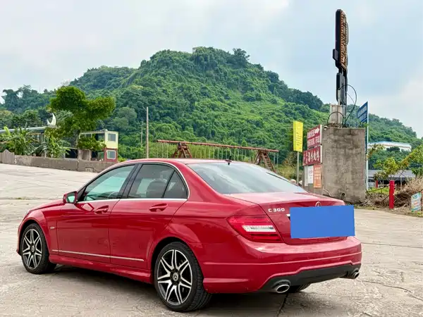 Mercedes-Benz C-Class 2013